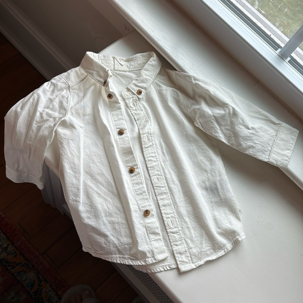 H&M 9 month white button down shirt, never worn
